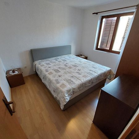 Apartman Ravlic Malinska Exterior photo