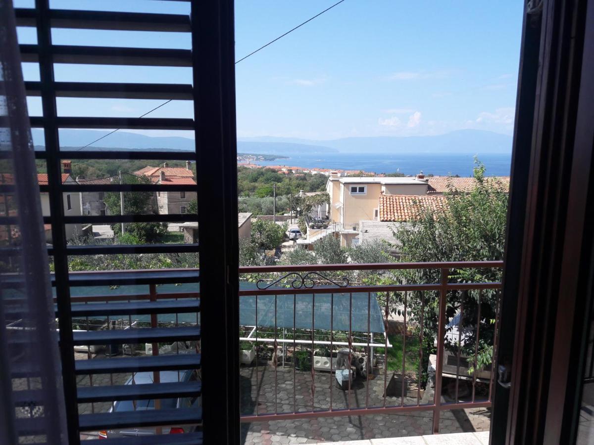 Apartman Ravlic Malinska Exterior photo
