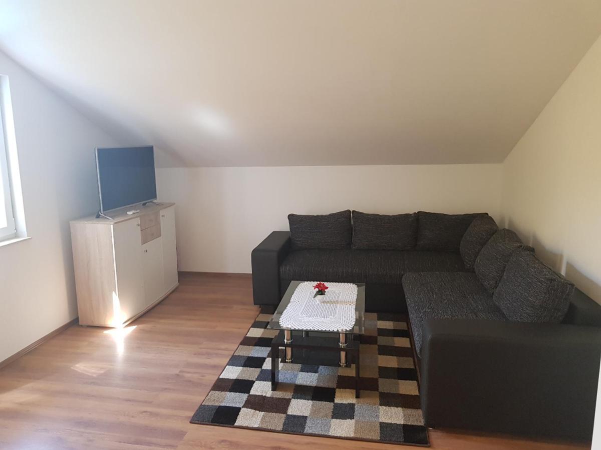Apartman Ravlic Malinska Exterior photo